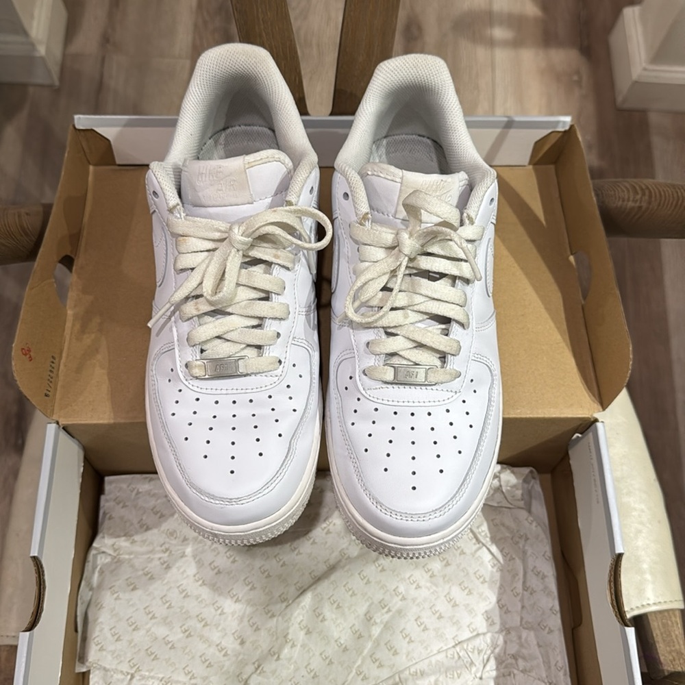 Nike AF1 M8.5 $40 obo - Picture 2 of 6